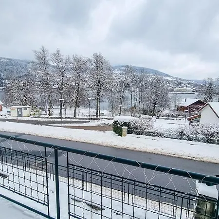 F2* * * 80m Du Avec Vue+terrasse+proche Centre Apartment Gerardmer
